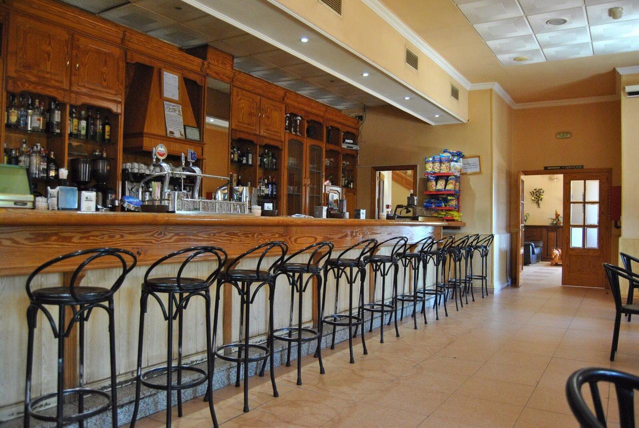 Hotel Las Dehesas Navalvillar de Pela Esterno foto